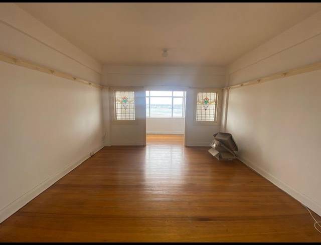 1 BEDROOM APARTMENT FOR SALE IN ESPLANADE